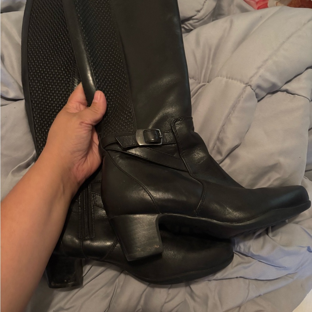 Clark black leather boots